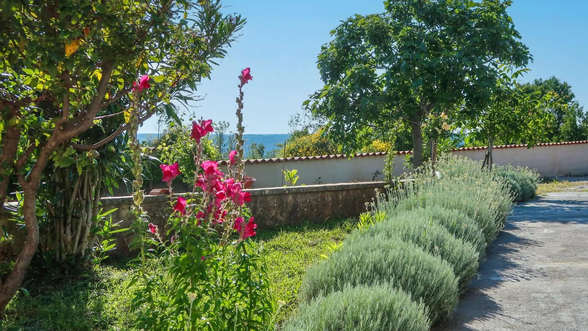 Holiday Home Lorena By Interhome Raša